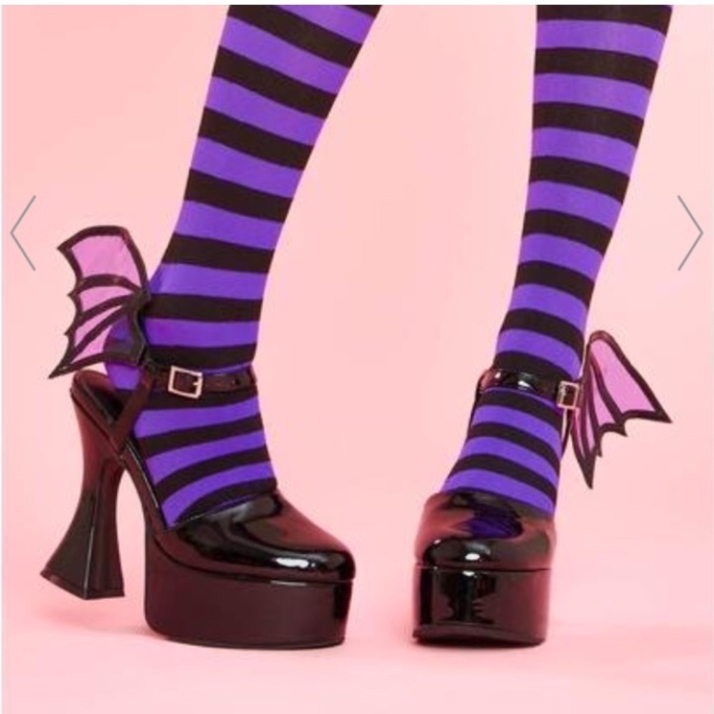 ISO Countess of Cute Heels - Picture 1 of 1